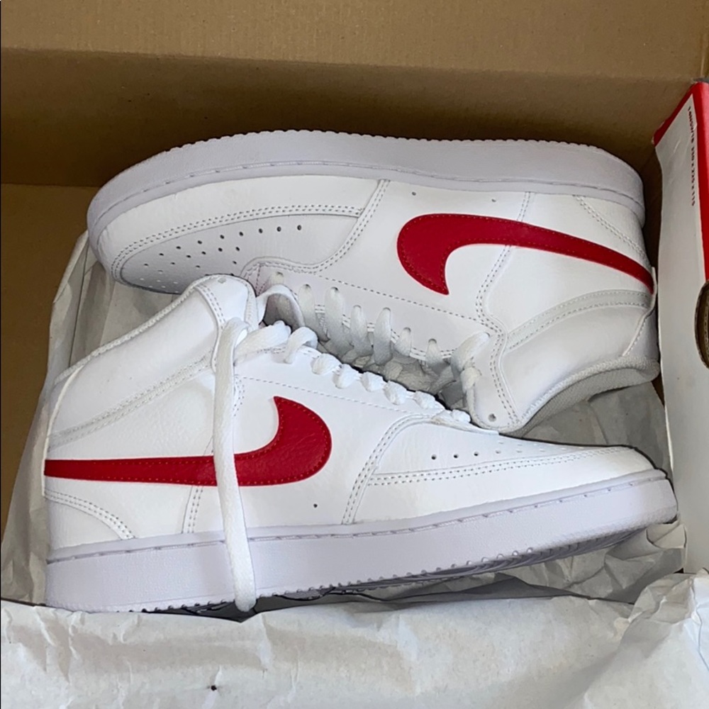 BNWB Nike Court Mid Vision Mid